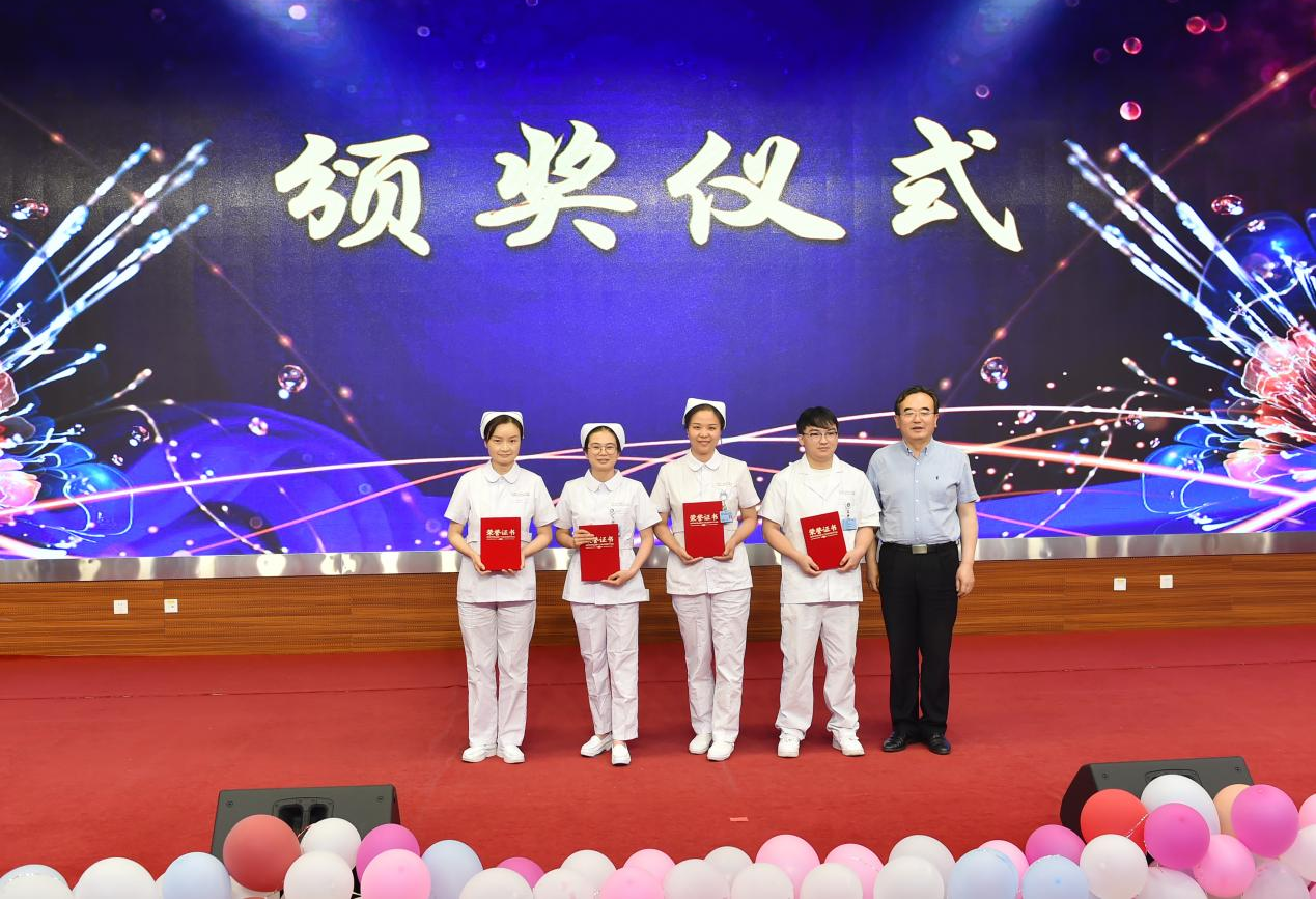 16841428764296.png 16841428764296.png