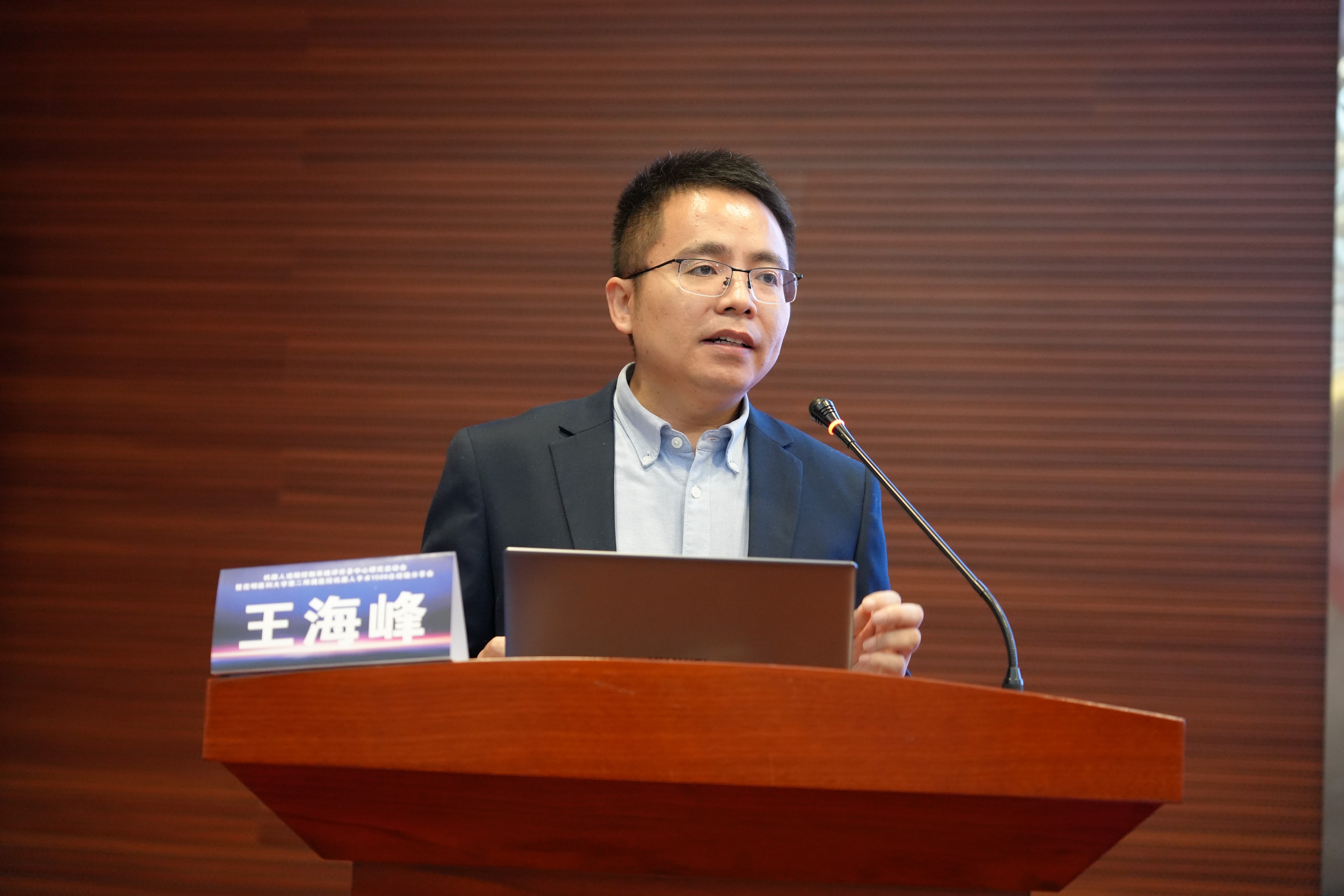 17560811253340.jpg 17560811253340.jpg